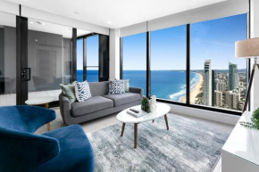 Oceanfront 2-Bed with Spectacular View, Pool & Gym